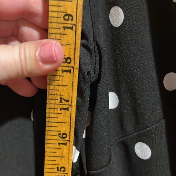 WHBM Faux Wrap Dress, black/white polka dot Size 6. Elastic waist Long sleeve. - Picture 8 of 8